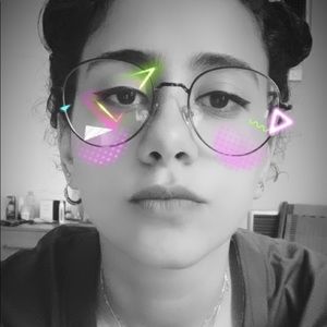 Meet your Posher, Allia